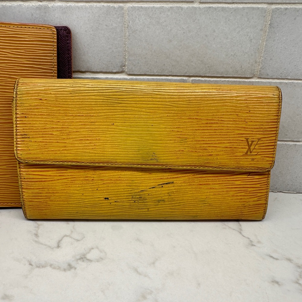Louis Vuitton Sarah Wallet yellow Epi